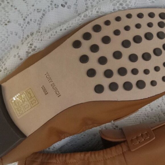 Brand new Tory Burch sz 10.5 ballet loafer flat almond flour color 87269-200 - Picture 2 of 7